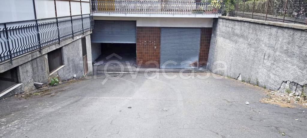 locale commerciale in vendita a Tremestieri Etneo
