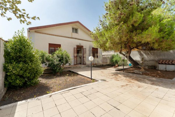 casa indipendente in vendita a Tremestieri Etneo