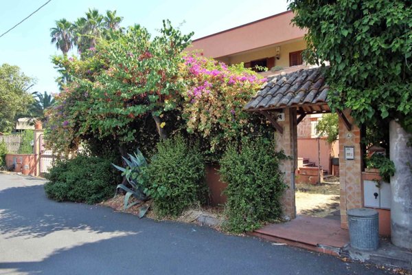 casa indipendente in vendita a Tremestieri Etneo