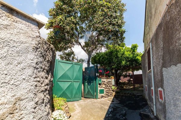casa indipendente in vendita a Tremestieri Etneo