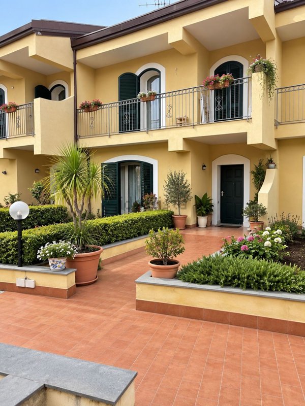 casa indipendente in vendita a Tremestieri Etneo