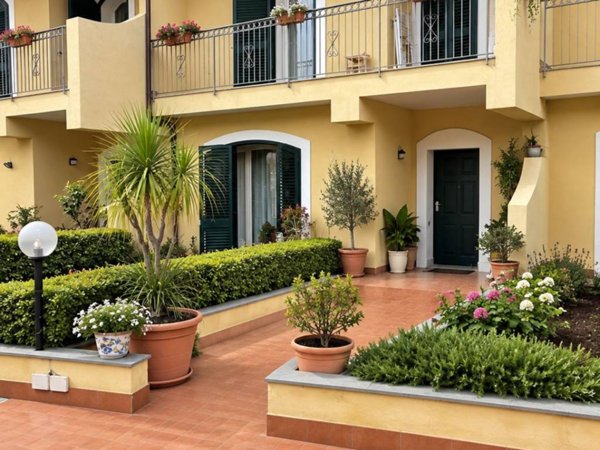 casa indipendente in vendita a Tremestieri Etneo
