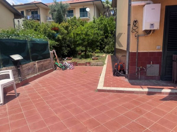 casa indipendente in vendita a Tremestieri Etneo