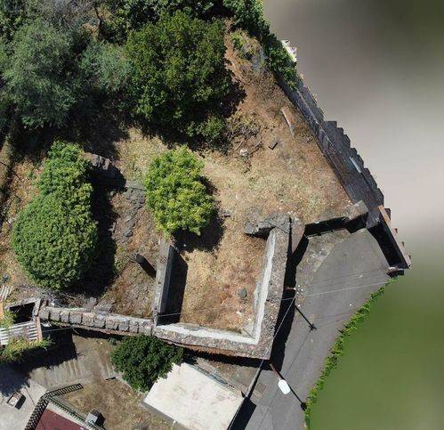 casa indipendente in vendita a Valverde(CT)