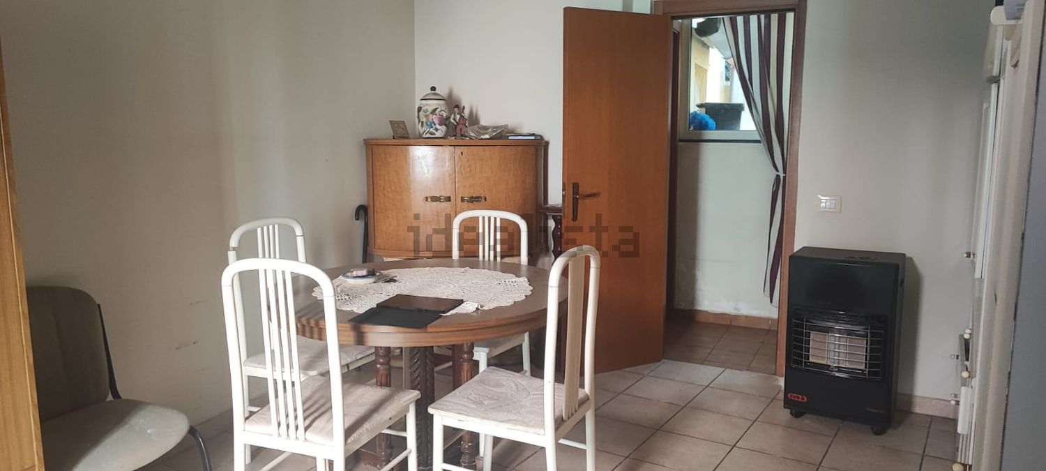 appartamento in vendita a Valverde(CT)