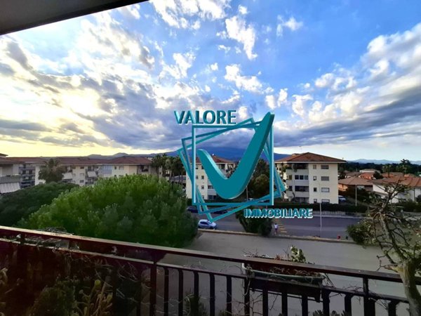 appartamento in vendita a Valverde(CT)