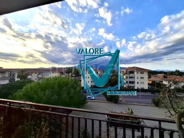 appartamento in vendita a Valverde(CT)