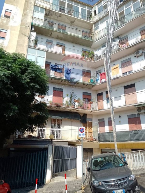 appartamento in vendita a Valverde(CT)
