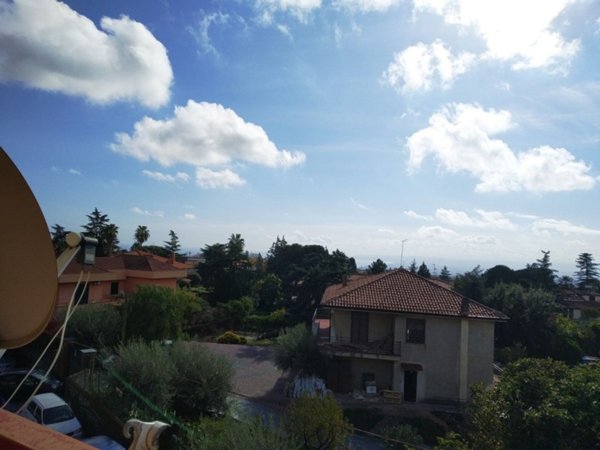 appartamento in vendita a Valverde(CT)