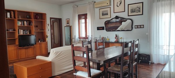 appartamento in vendita a Valverde(CT)