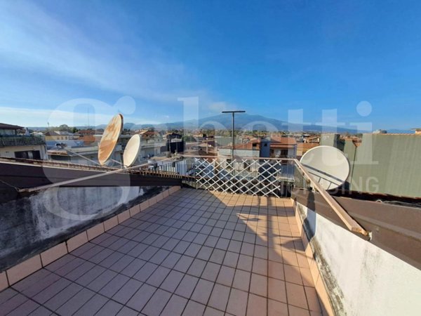 appartamento in vendita a Valverde(CT)