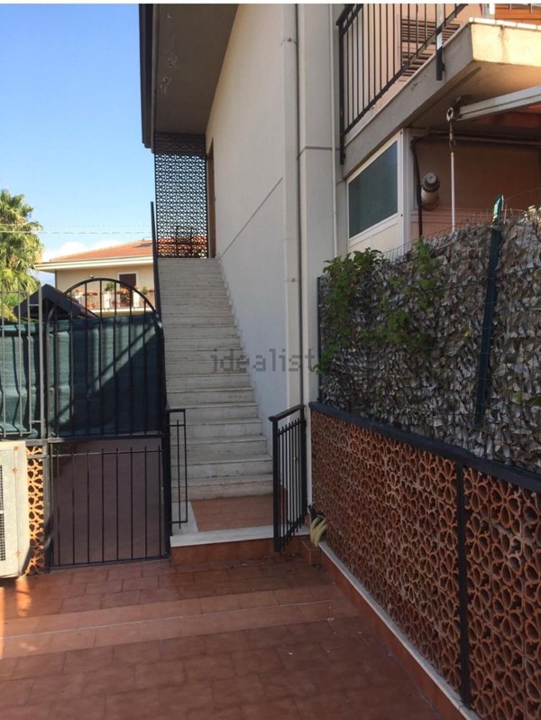 appartamento in vendita a Valverde(CT)