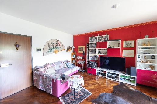 appartamento in vendita a Valverde(CT)