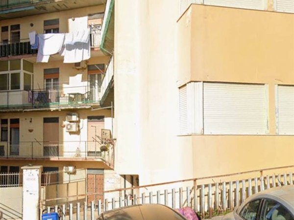 appartamento in vendita a Valverde(CT)