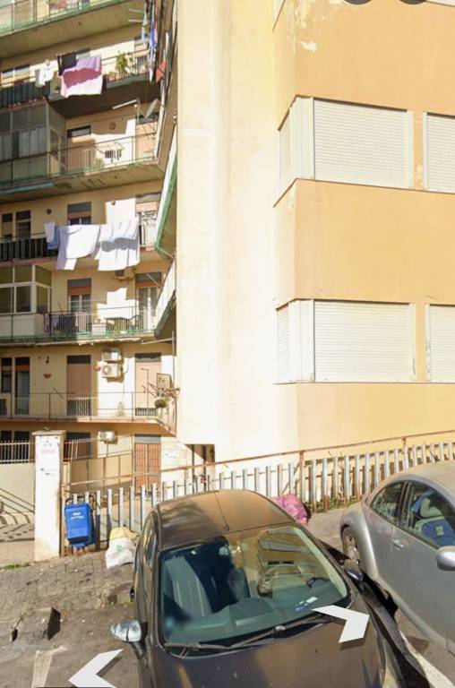 appartamento in vendita a Valverde(CT)