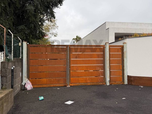 terreno agricolo in vendita a Valverde(CT)