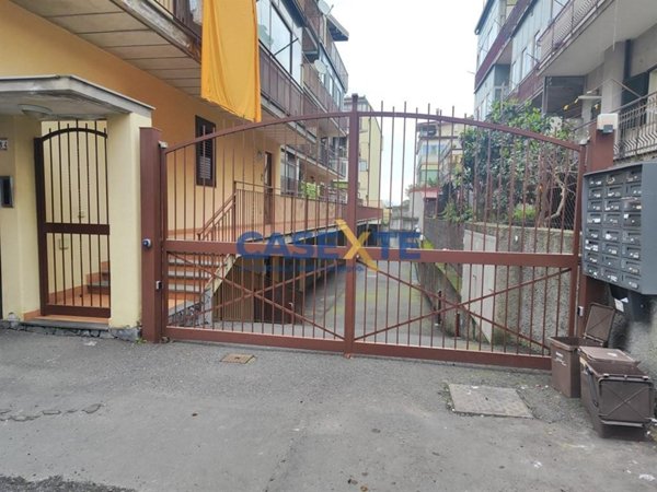 appartamento in vendita a Valverde(CT)