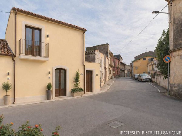 casa indipendente in vendita a Valverde(CT)