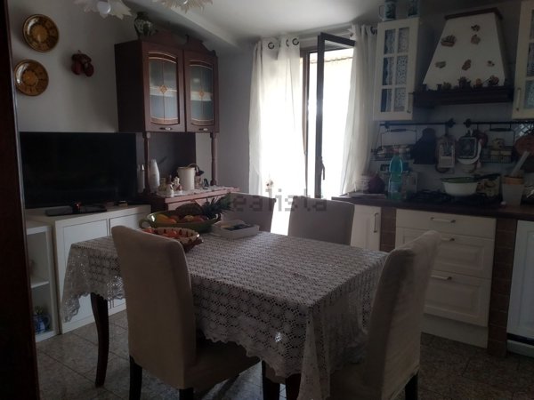 appartamento in vendita a Valverde(CT)