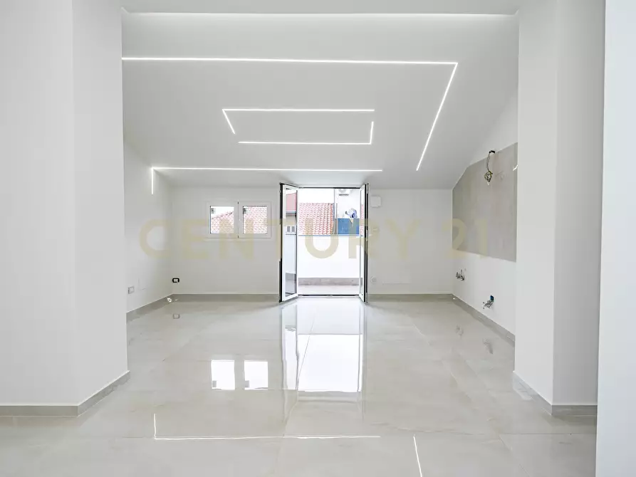appartamento in vendita a Valverde(CT)