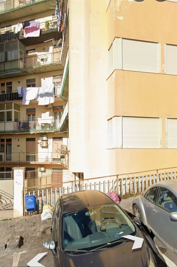 appartamento in vendita a Valverde(CT)