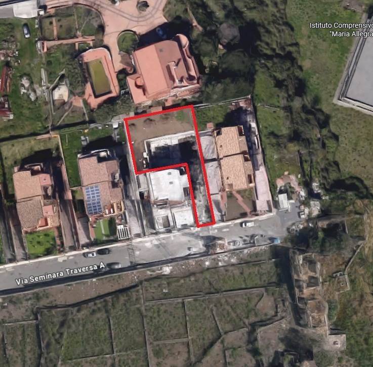 casa indipendente in vendita a Valverde(CT)