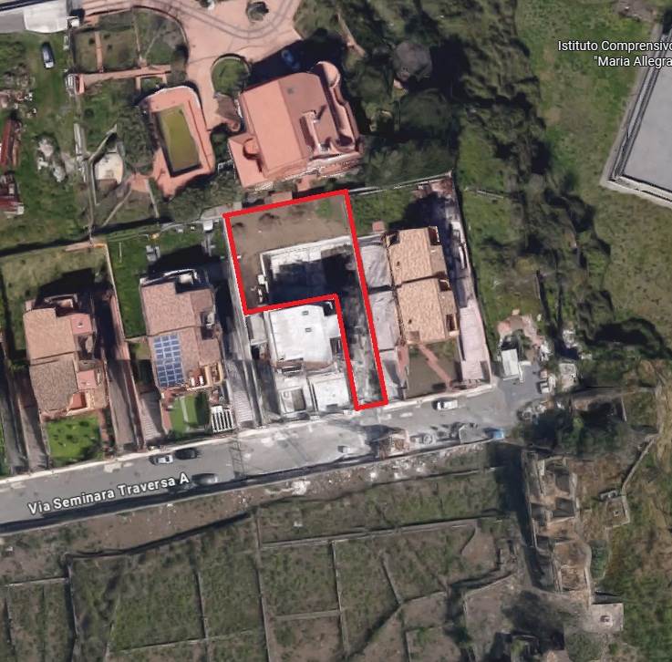 casa indipendente in vendita a Valverde(CT)