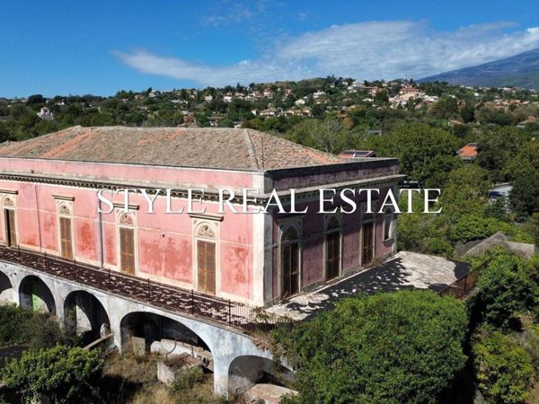 intera palazzina in vendita a Viagrande