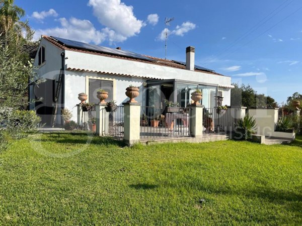casa indipendente in vendita a Viagrande