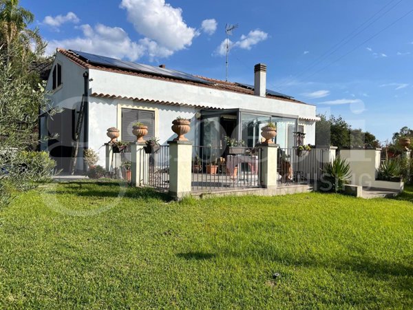 casa indipendente in vendita a Viagrande