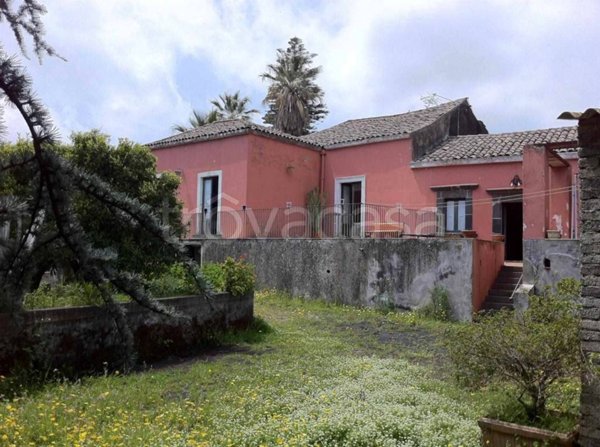 casa indipendente in vendita a Viagrande