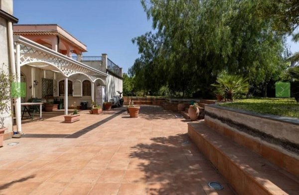 casa indipendente in vendita a Viagrande