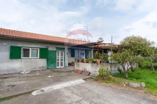 casa indipendente in vendita a Viagrande