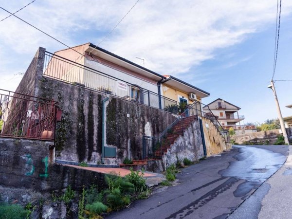 casa indipendente in vendita a Viagrande