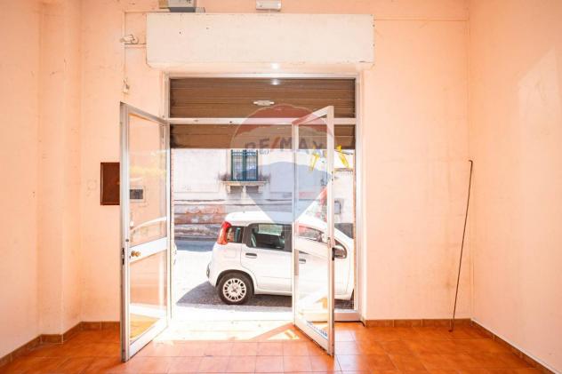 negozio in vendita a Viagrande