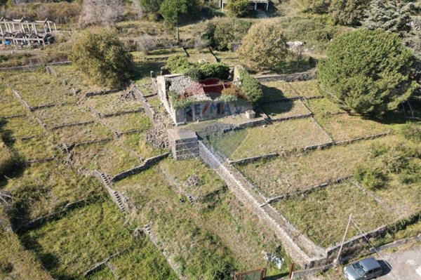 casa indipendente in vendita a Viagrande
