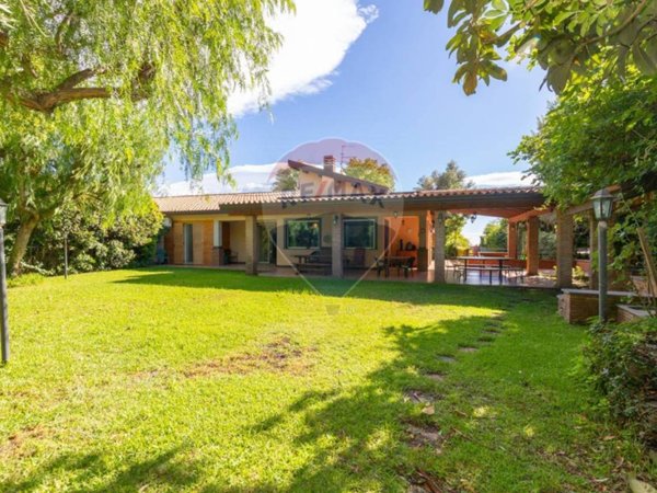 casa indipendente in vendita a Viagrande