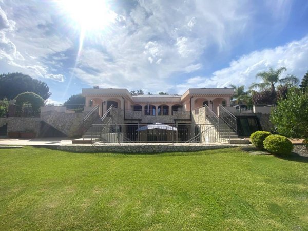 casa indipendente in vendita a Viagrande