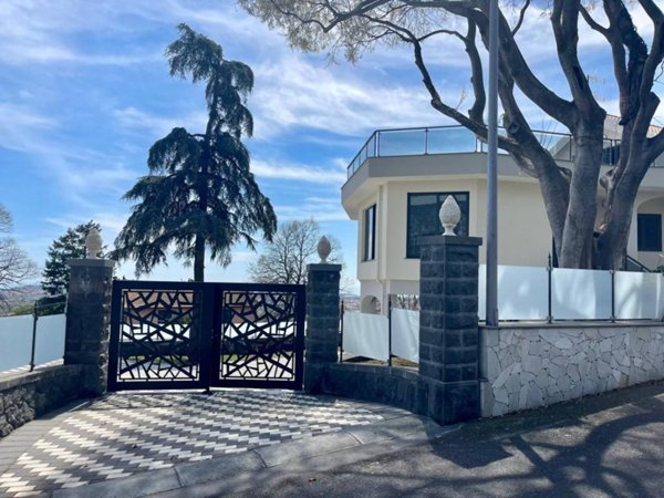 casa indipendente in vendita a Viagrande