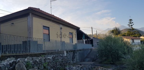 casa indipendente in vendita a Viagrande