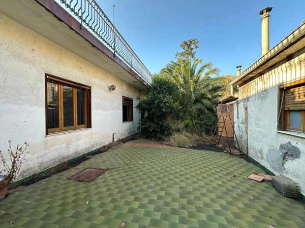 casa indipendente in vendita a Viagrande