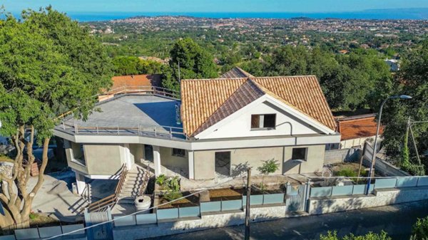 casa indipendente in vendita a Viagrande