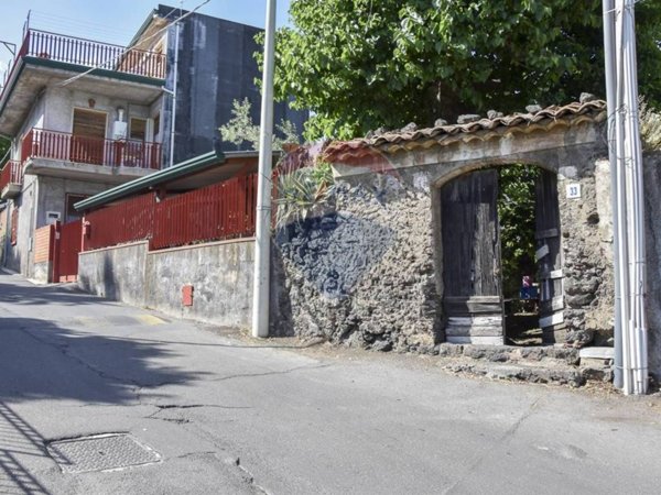 casa indipendente in vendita a Viagrande