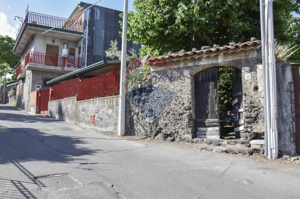 casa indipendente in vendita a Viagrande