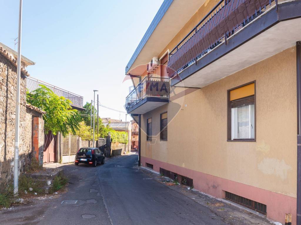appartamento in vendita a Viagrande