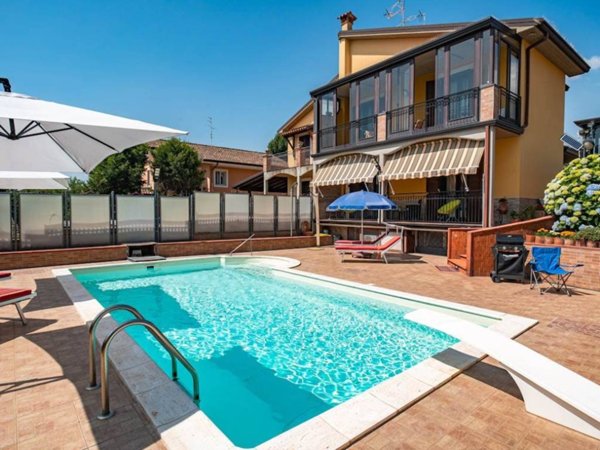 casa indipendente in vendita a Viagrande