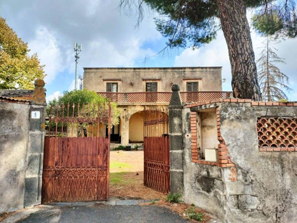 casale in vendita a Viagrande