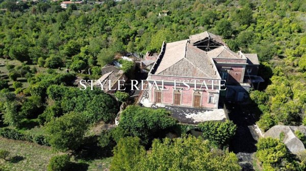 negozio in vendita a Viagrande