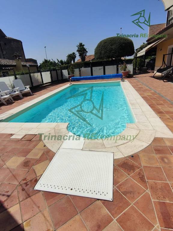 casa indipendente in vendita a Viagrande