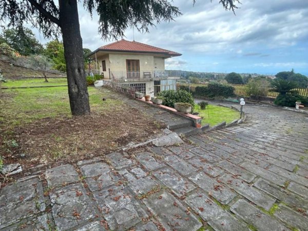 casa indipendente in vendita a Viagrande